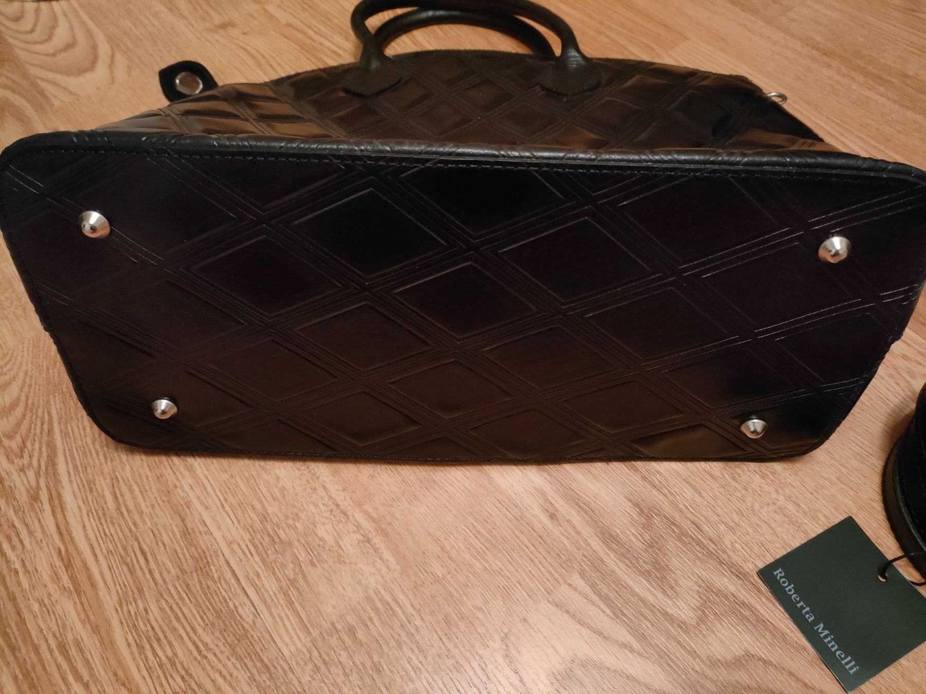 Borse da donna: Roberta Minelli Tasche – Usato da Adliswil venduto da Vimovi 1