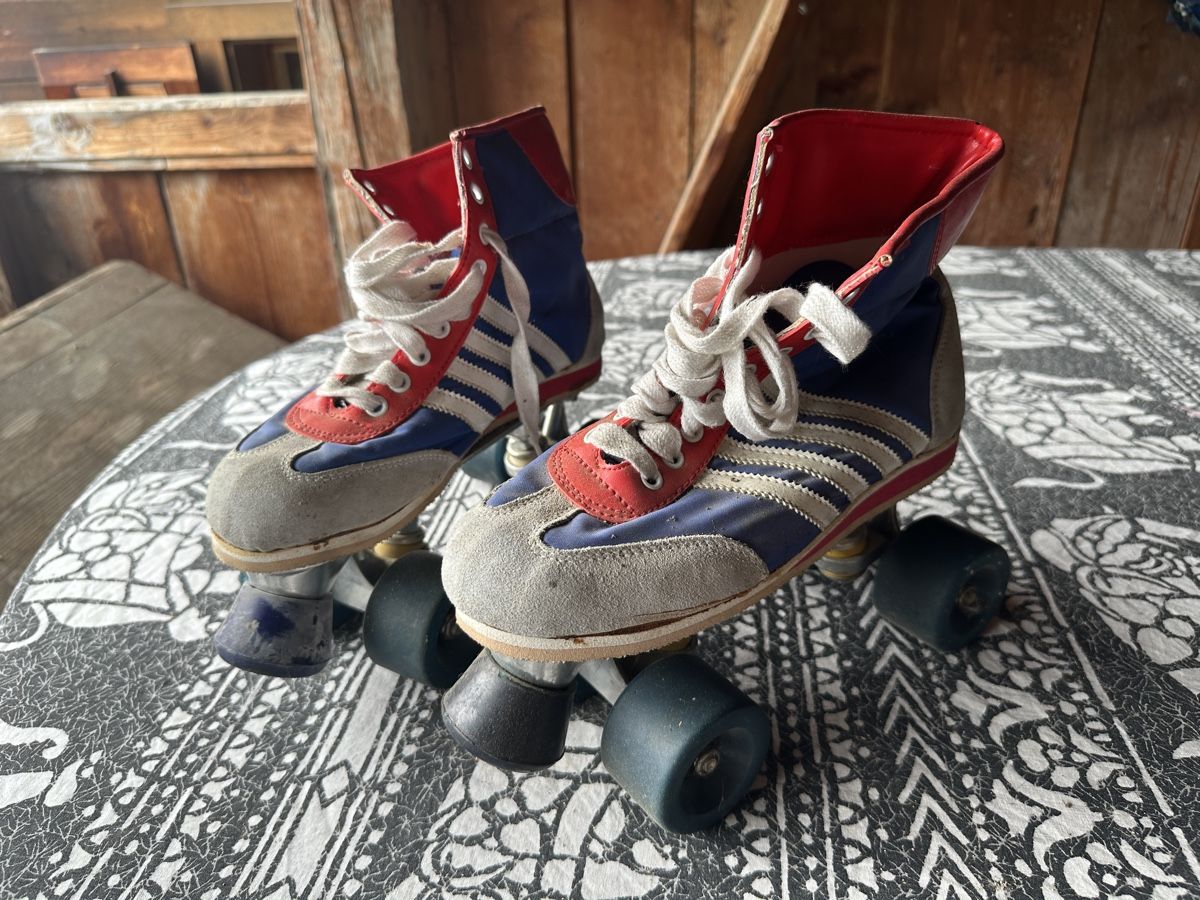 Patins à roul. & inline: Rollschuhe – D'occasion à Sagogn par halu42