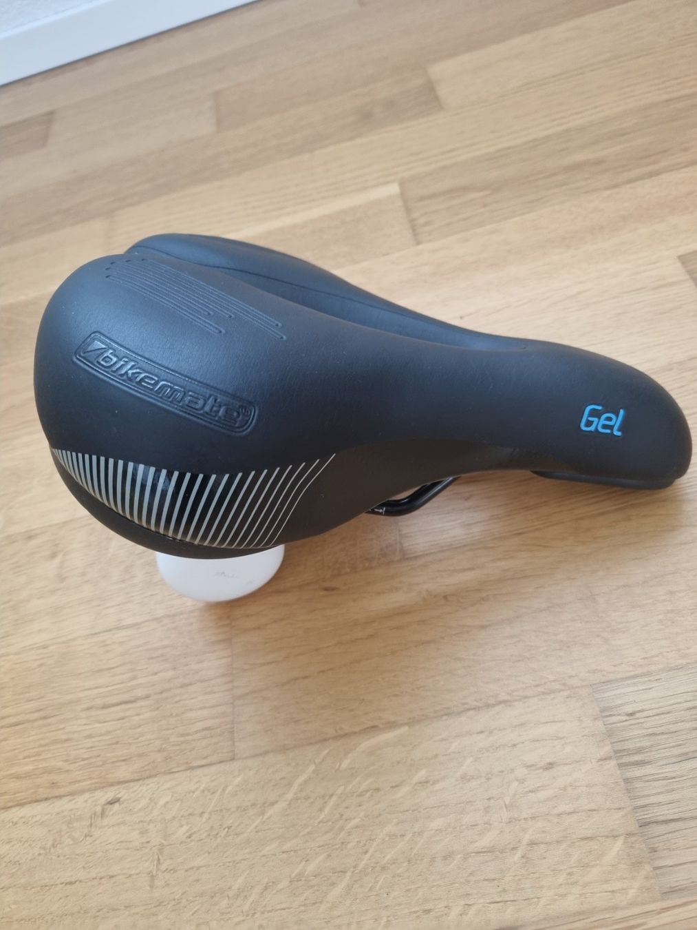 Biciclette: Velosattel – Nuovo (secondo la descrizione) da Niederweningen venduto da TNTCH 2