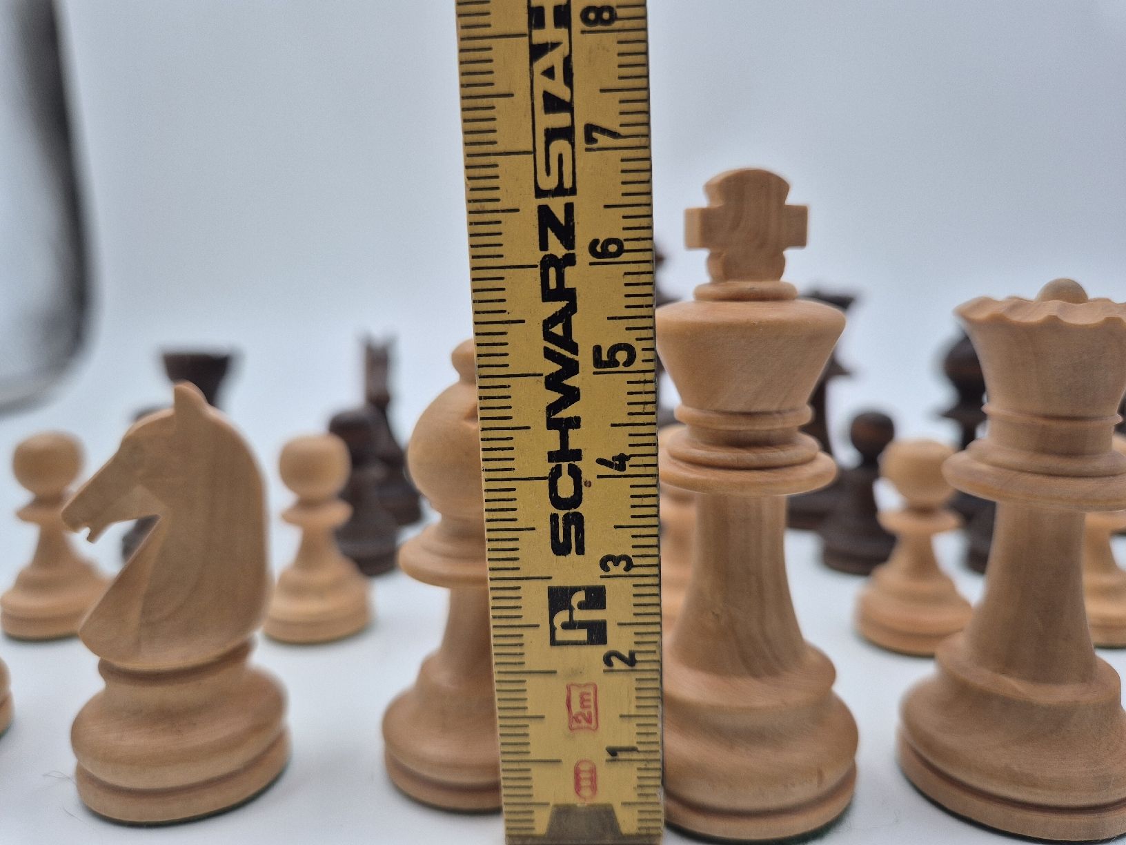Spiele: Schachfiguren Holz mit Holzkiste  – Gebraucht aus Ettiswil von beekeper13 3