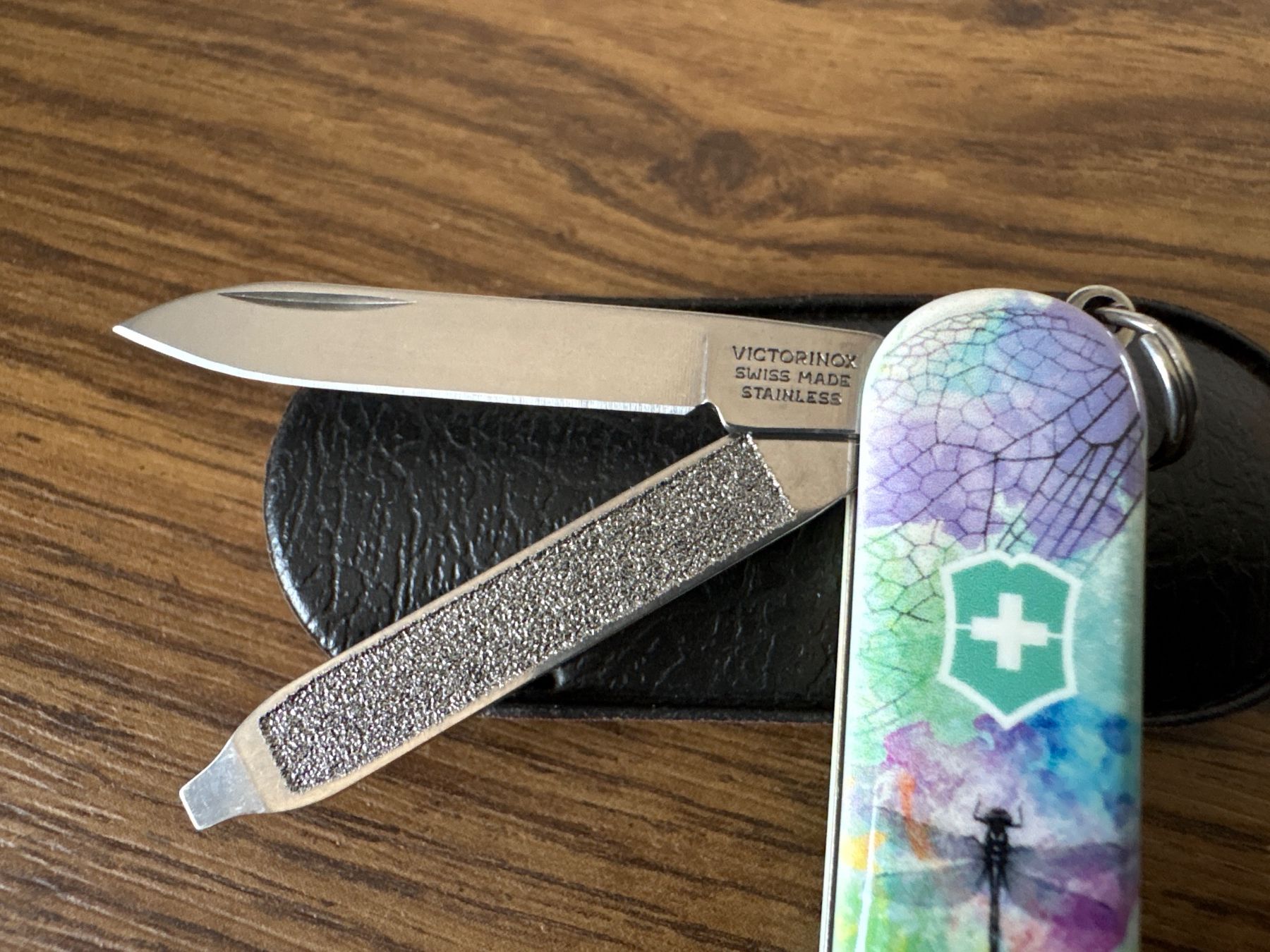 Victorinox Couteaux de poche: VICTORINOX - Classic Limited Edition 2017 - Dragonfly – Neuf (Voir description) à Andwil SG par Rainboli 3
