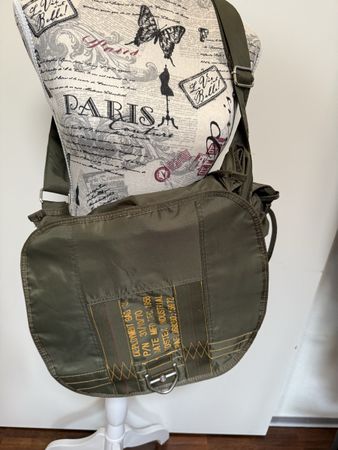 Coole Fallschirm Tasche, Umhängetasche Khaki Militär