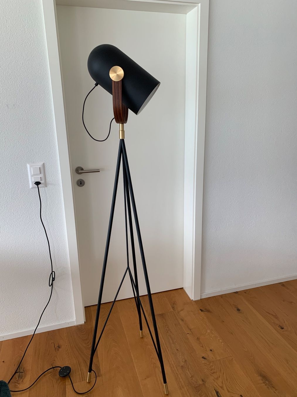 Lampade: Le Klint Stehleuchte – Usato da Walchwil venduto da ott_z7th