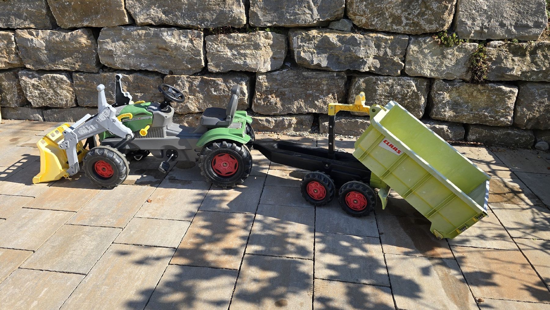 Veicoli per bambini: Kindertraktor mit Muldenkipper – Usato da Hägglingen venduto da krahu 4