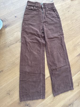 Pull&Bear Cordhose, Gr. 34, top Zustand