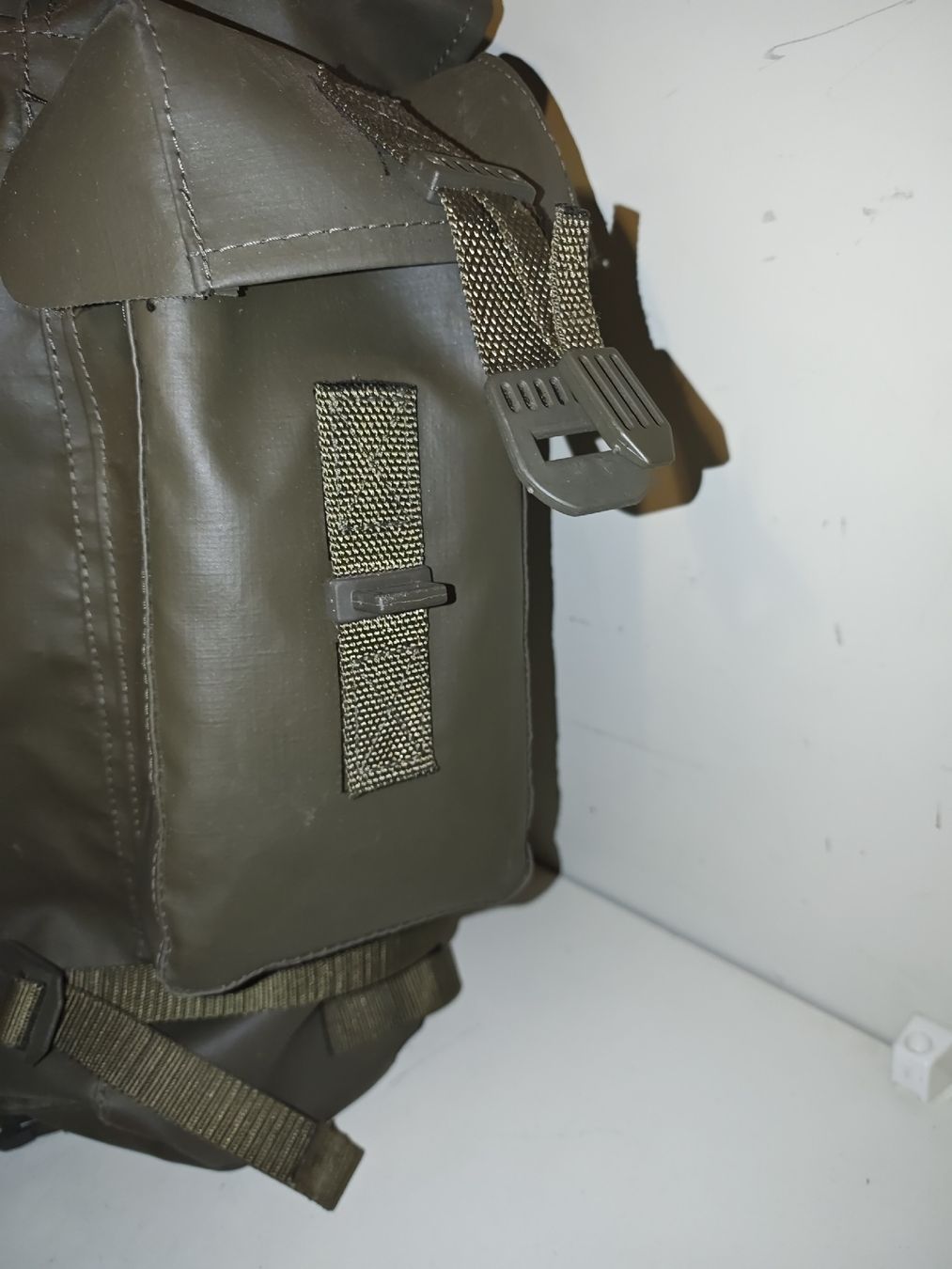 Schweizer Armee Zaini: Armee Rucksack Robust. (nov661) – Usato da Künten venduto da Schnaepplihuus 1