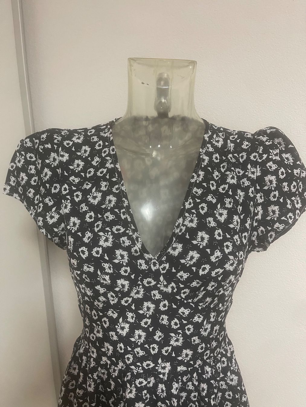 Shein Vestiti: Sommerkleid elastischer Bund S – Nuovo (secondo la descrizione) da Dietikon venduto da Nieselchen 1