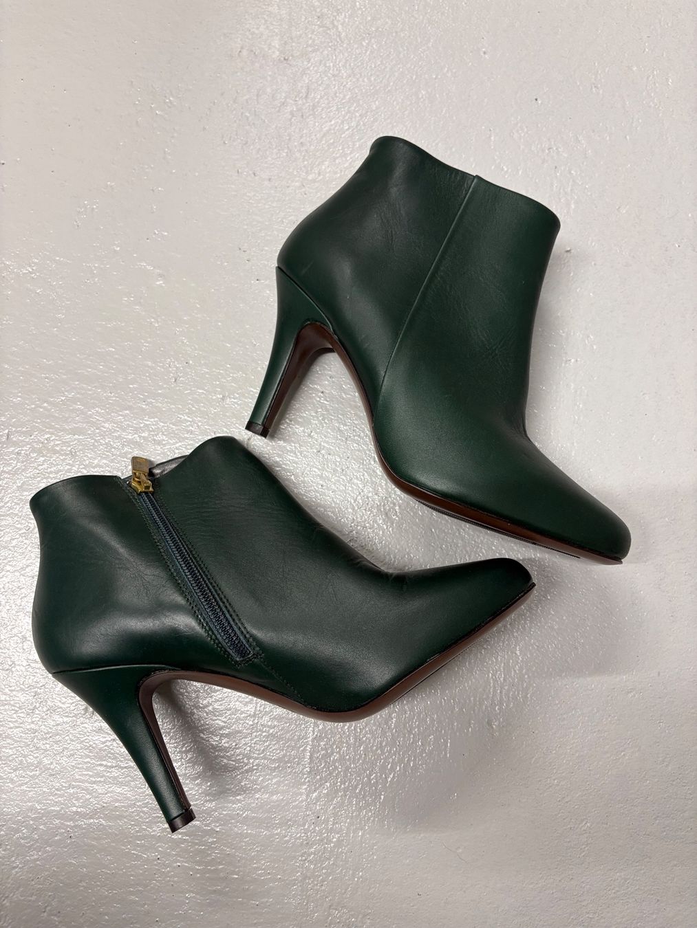 Navyboot Scarpe da donna: Navyboot Stiefelette Gr. 37 Leder grün Ankle Boots – Nuovo (secondo la descrizione) da Regensdorf venduto da secondchancefashion 4