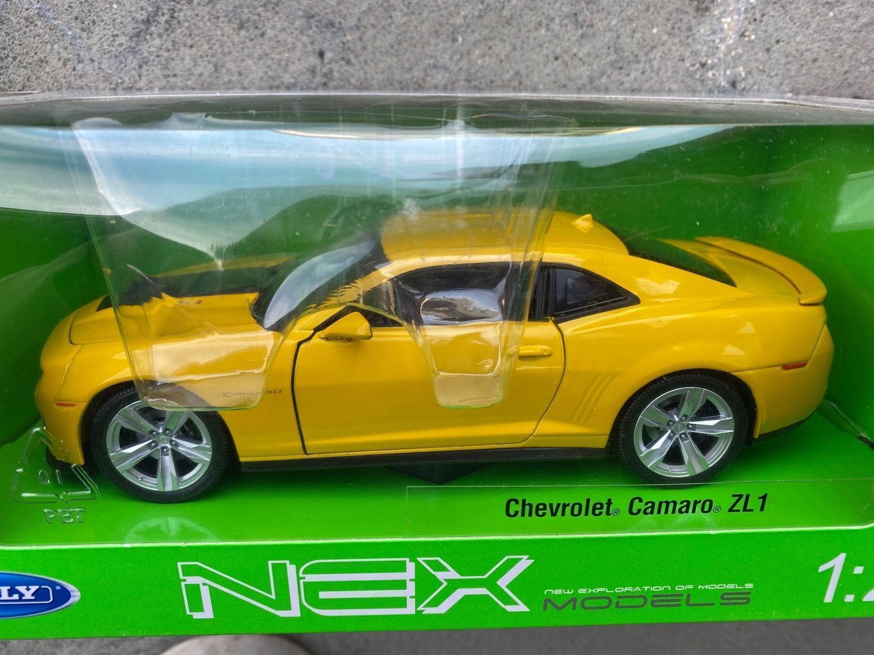 Welly Modellautos: 1x US Car Welly Modellauto 1:24 – Neu und originalverpackt aus Zürich von dennisbooker2001 4