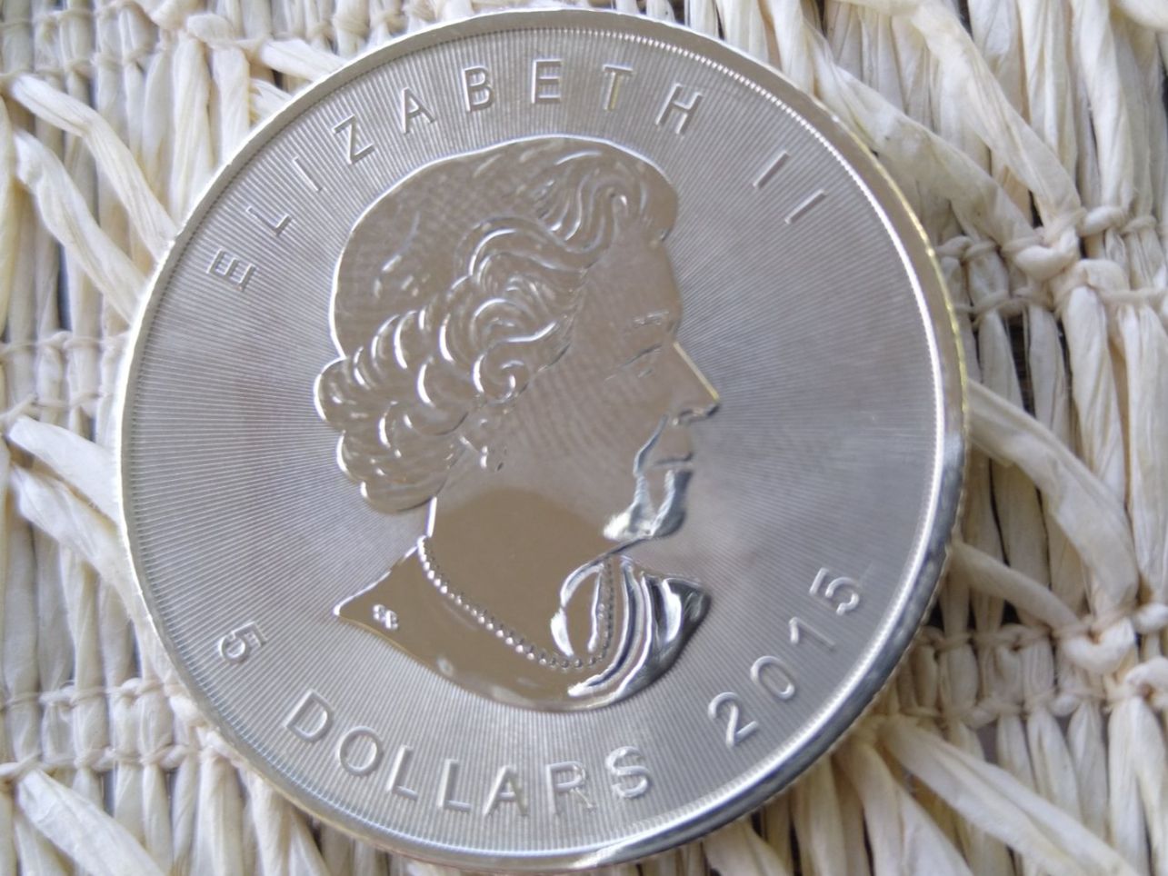 Tutti le monete: Silber Maple Leaf 1 oz - 2015 – Usato da Dättlikon venduto da Quarz58 2