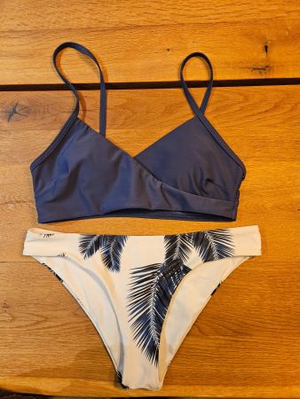 Bikini Set, Grösse S, Palmenmuster weiss blau
