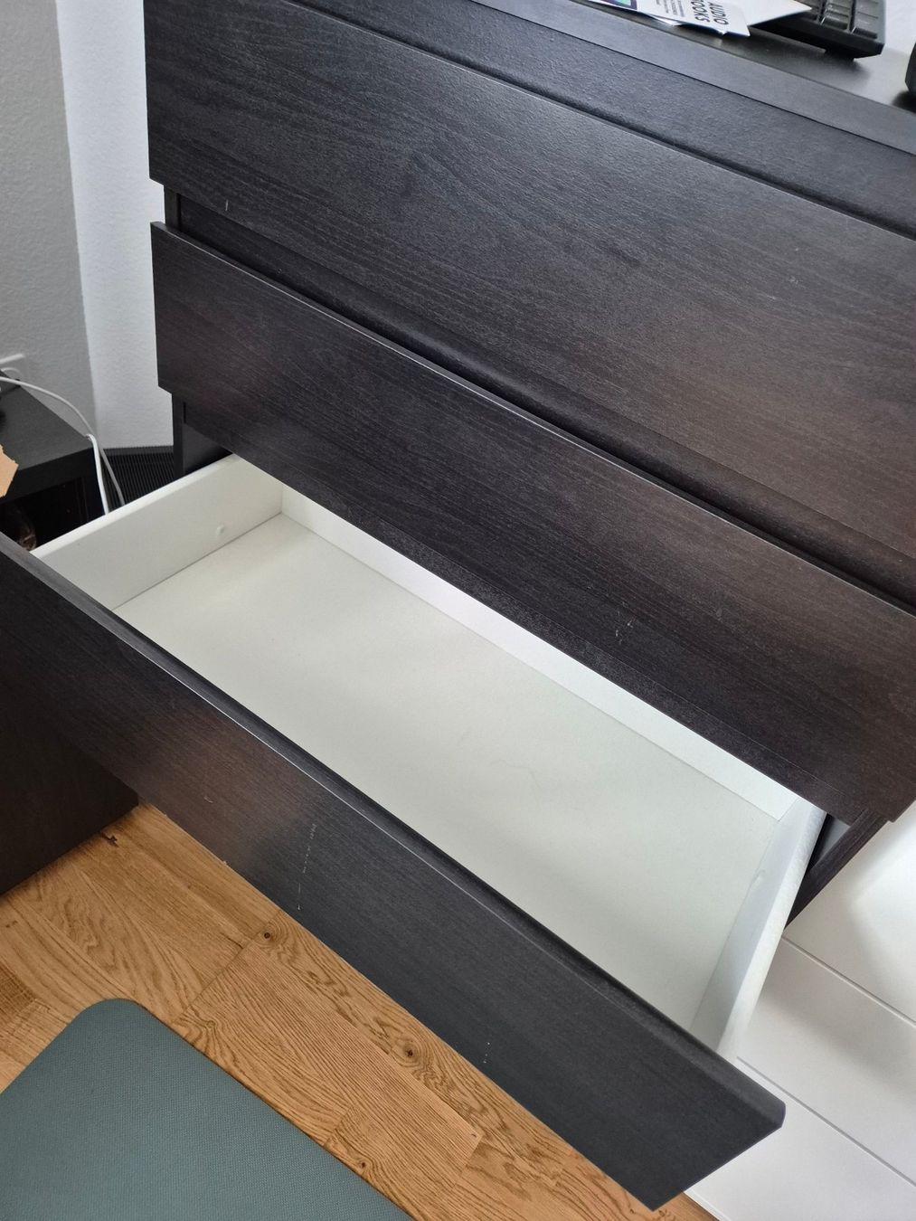 Ikea Cassettiere: Malm Kommode dunkelbraun mit 5 Schubladen – Usato da Kloten venduto da sas_j8bp 1