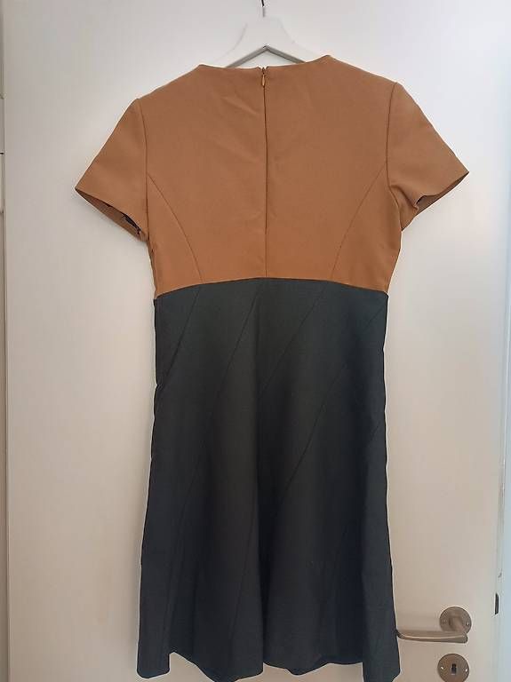 Vestiti: Zweiteiliges Kleid von Armani Jeans – Usato da Zürich venduto da Melianea 2