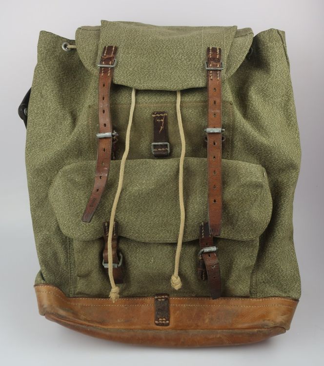 Vintage Militär Rucksack (Gebraucht) in Volketswil für CHF 29 – mit ...
