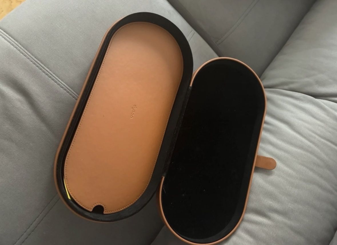Custodie per cosmetici: Dyson Airwrap Complete Styler Case - Like New Condition! – Nuovo (secondo la descrizione) da Kloten venduto da jan_xn8f 2