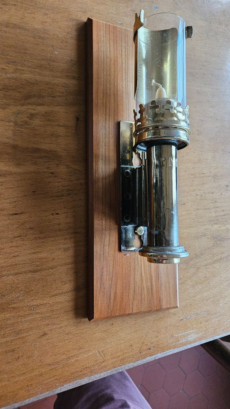 Lampade: PTT Postwagen-Lampe, Antik, Glas und Messing. – Usato da Nidau venduto da peterrue 7