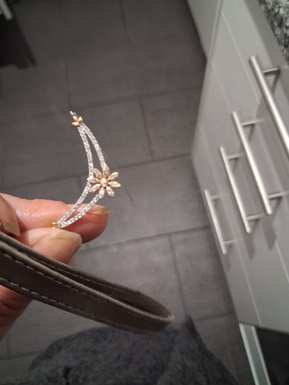 Catenine: Weissgold Collier Blumen Diamanten – Usato da Biel/Bienne venduto da gabiname 7