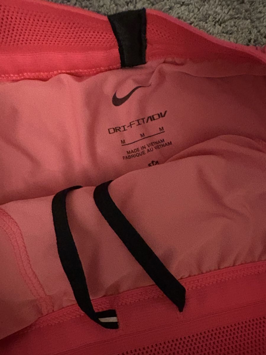 Nike Hosen: Nike Aeroswift Shorts – Neu (gemäss Beschreibung) aus Meiringen von falke250 1