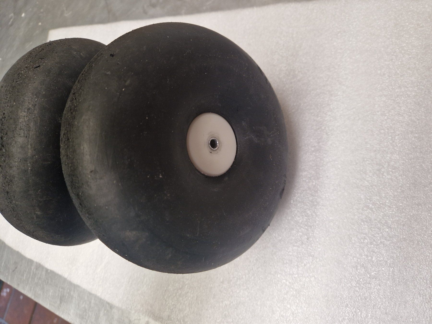Modellismo RC: Ballonräder - Räder für Modellflugzeug – Usato da Fräschels venduto da fascination12 3