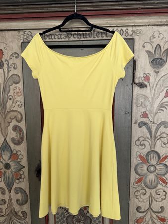 Chantall Sommerkleid Grösse 40 Gelb - leicht zu tragen