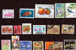 Monde entier  Lot de 19 Timbres Ø