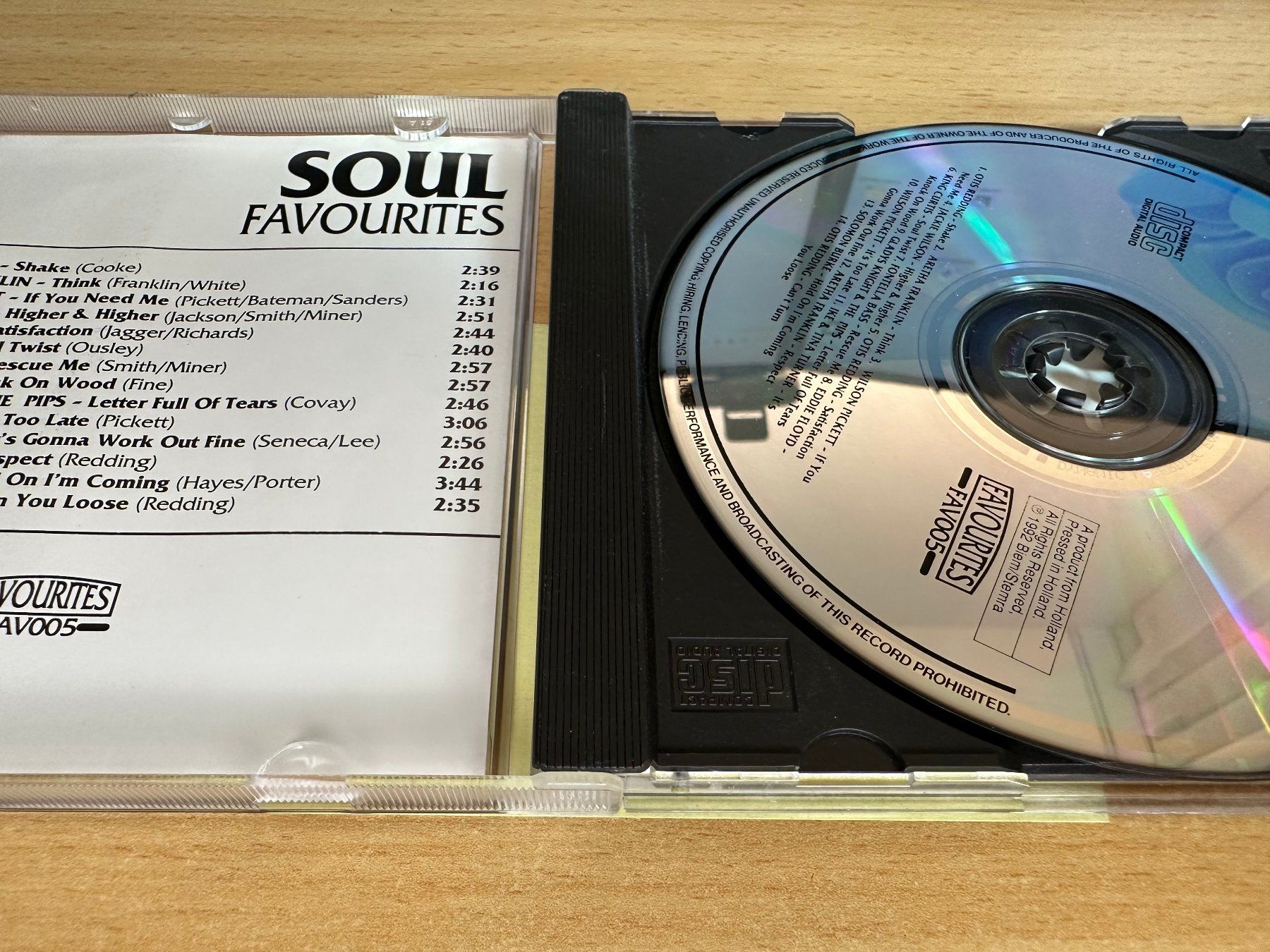 CD: Various – Soul Favourites – Usato da Rikon im Tösstal venduto da Alpenmutz 2