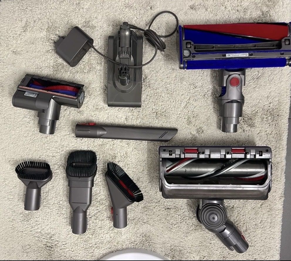 Dyson Aspirapolveri & Accessori: Dyson V11 Absolute Pro – Usato da Zürich venduto da madeleine85 3