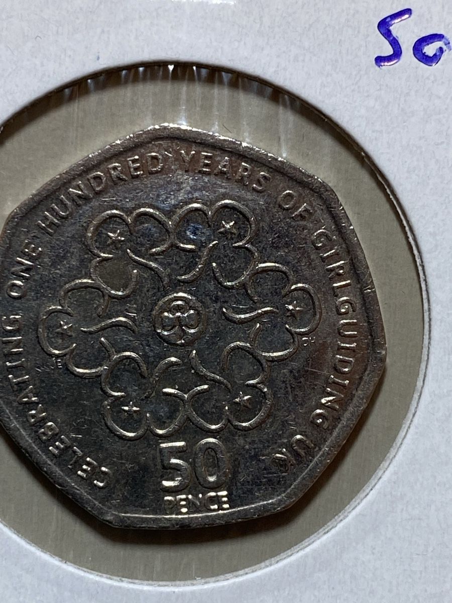Alle Münzen: GB - 50 pence Commémoration - 2010 – Gebraucht aus Payerne von Mike1682 1