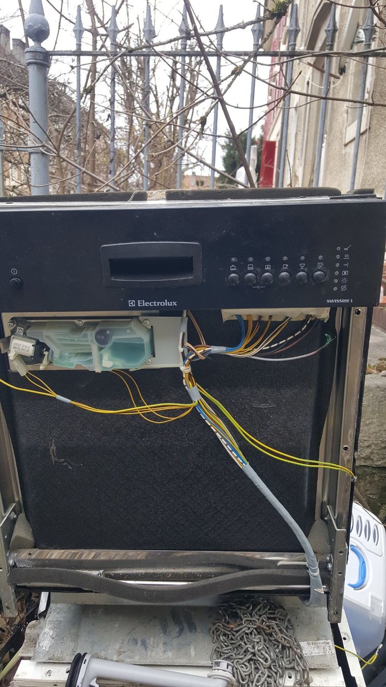 Lavastoviglie: Pièces détachées //Ersatzteile  lave-vaisselle Electrolux – Usato da St-Imier venduto da Sea_gj6q