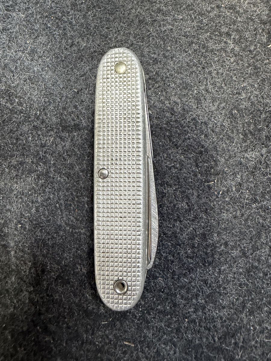 Victorinox Taschenmesser: Couteau de poche Victorinox  – Gebraucht aus Domdidier von Watch3210 1