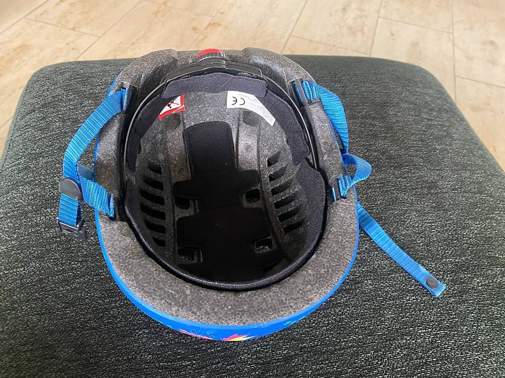 Caschi: Velohelm Einhorn Grösse 52-58cm – Usato da Ittigen venduto da mar_9fd6 2