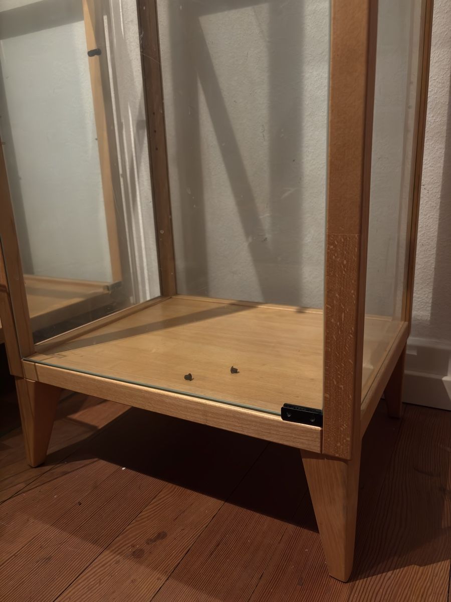 Vitrines: Vitrineschrank Holz Glas gebraucht – Neuf (Voir description) à Zürich par lun_cdx7 5