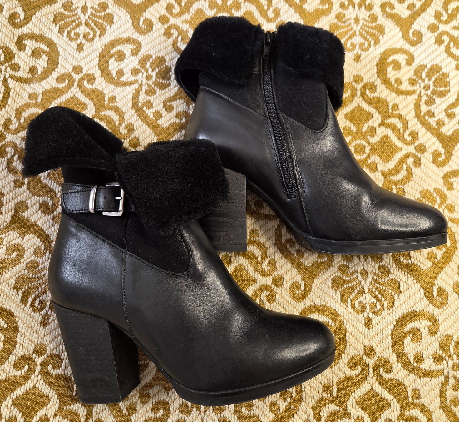 Navyboot Scarpe da donna: Winter-Stiefeletten von Navyboot – Usato da Leissigen venduto da ali_k9v8
