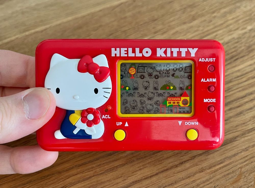 80er Sanrio HELLO KITTY School Bus Game and Watch Vintage (Gebraucht ...