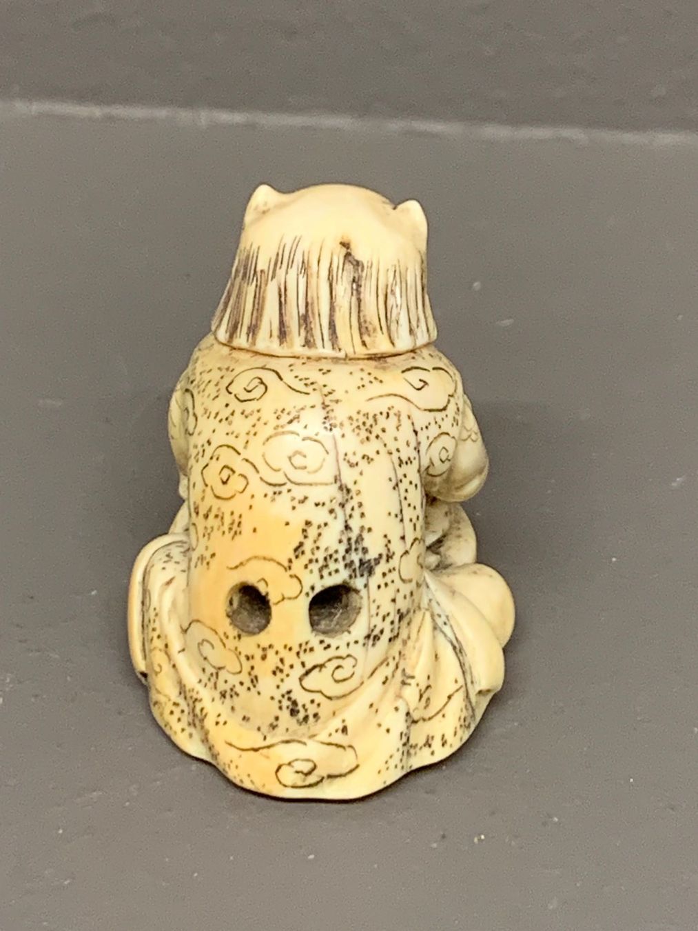Figuren: Netsuke eines Oni 1. Hälfte 20. Jh Mammut – Gebraucht aus Zürich von boa_5yps 2