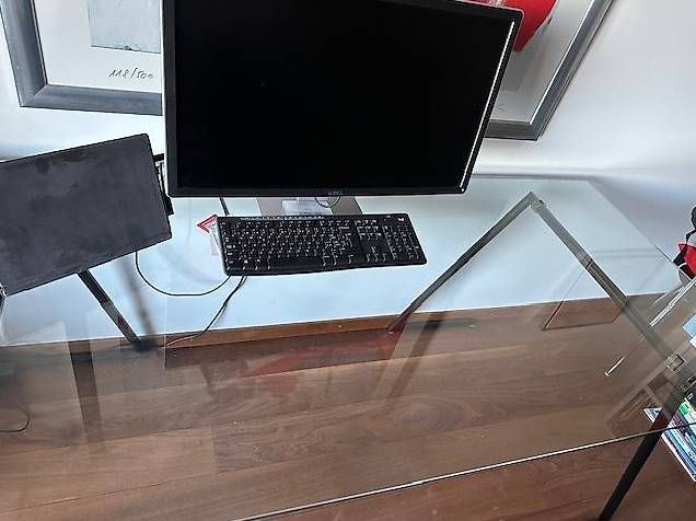 Tables: Glastisch (Bürotisch) – D'occasion à Thalwil par berger52 1