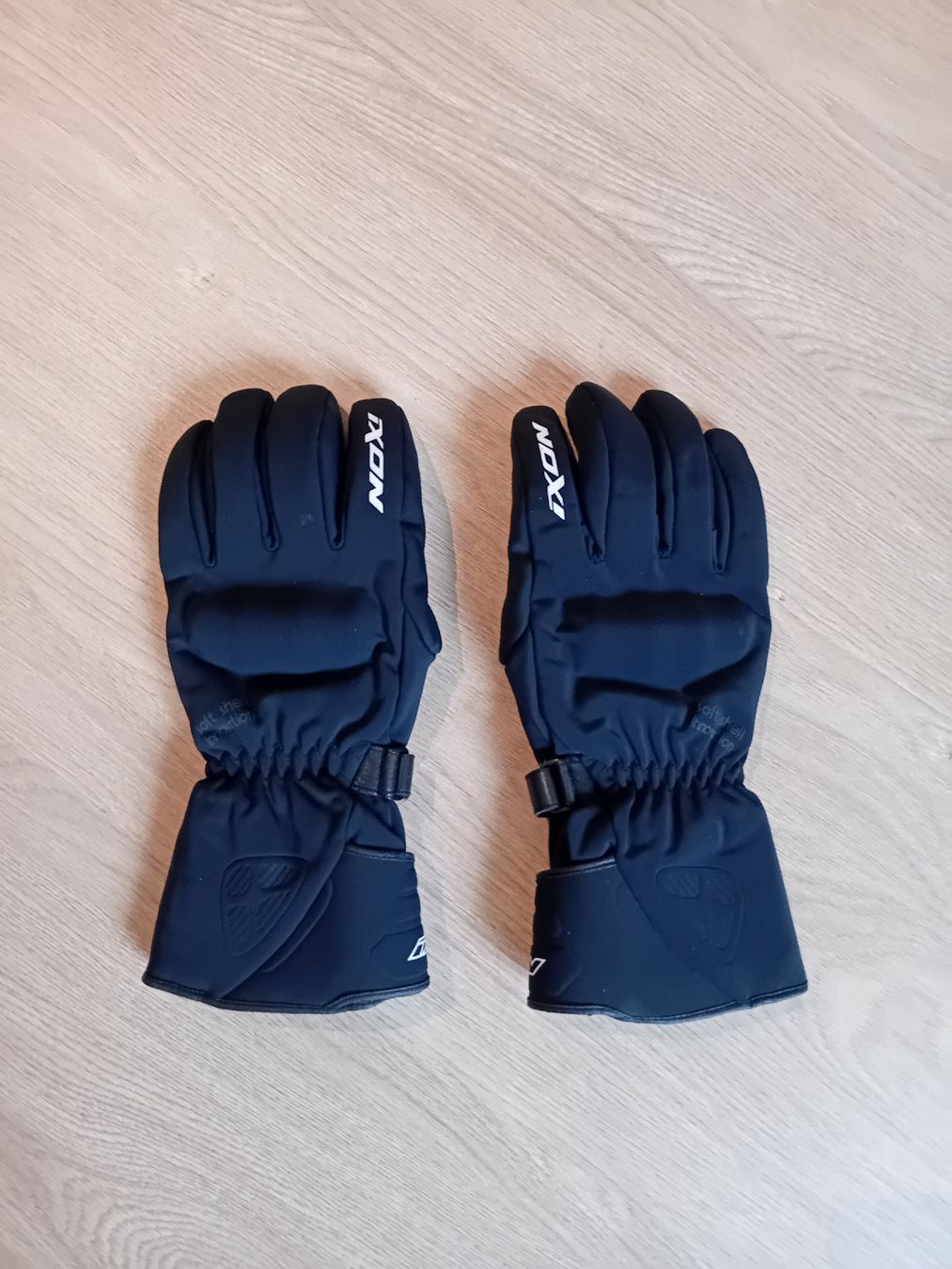 Handschuhe & Handstulpen: sehr warme wasserdichte Motorrad Handschuhe – Gebraucht aus Zürich von Gillheri