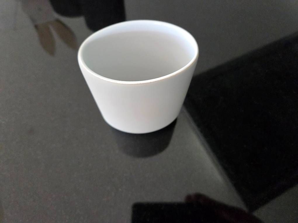 Ikea Bicchieri: IKEA EKOLN Zahnbürstenglas beige – Usato da Ennetbürgen venduto da Riwemogmbh 2