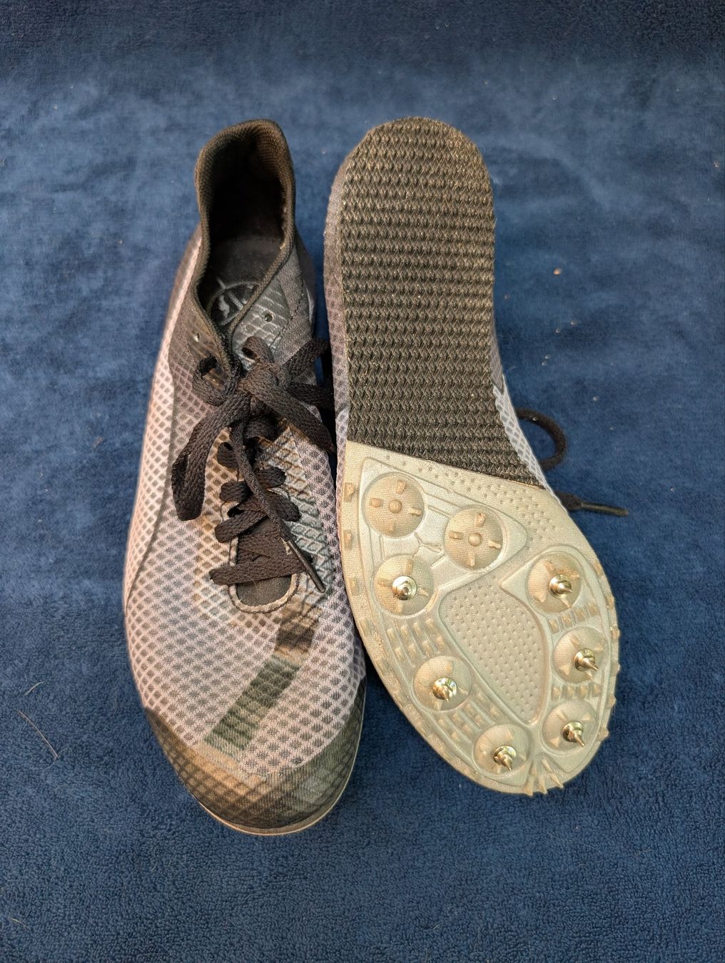 Puma Scarpe da uomo: Leichtathletik Nagelschuhe Puma, Gr. 37.5 – Usato da Olten venduto da chuchituerli