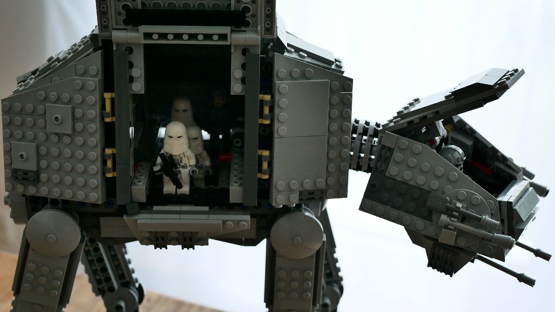 Lego Baukästen: Lego AT-AT – Gebraucht aus Tumegl/Tomils von Chrisper 1