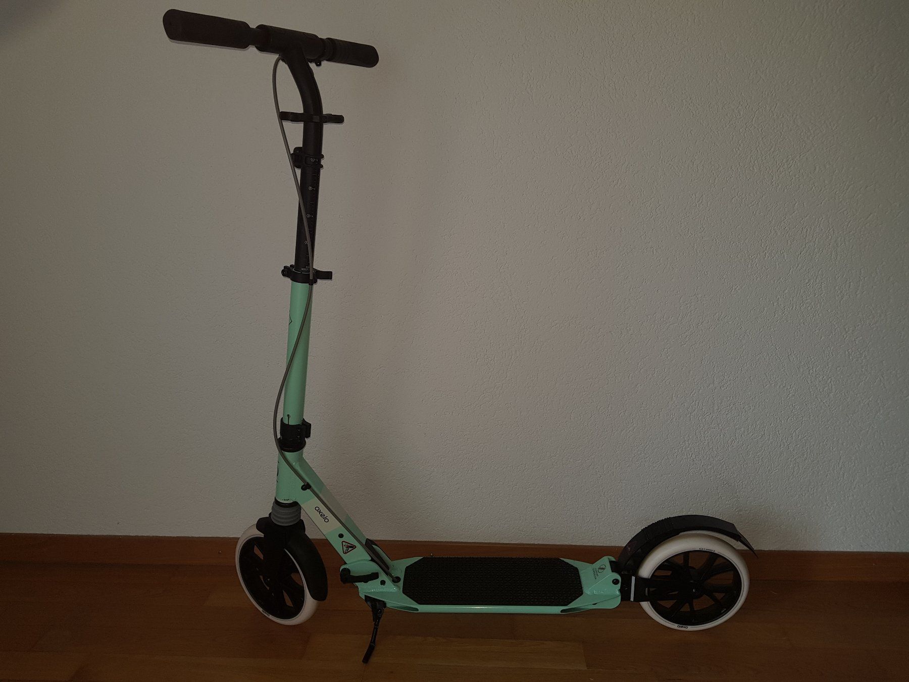 Oxelo Kickboard: OXELO Town 7 XL – Usato da Busswil BE venduto da Stevevai