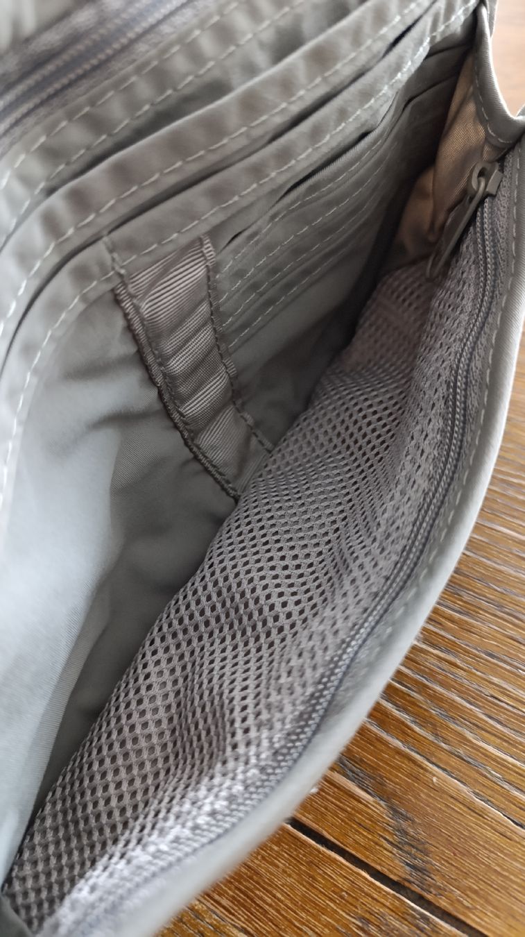 Jack Wolfskin Cinture: Dokumentengürtel Jack Wolfskin  – Usato da Stans venduto da Shidochir 2