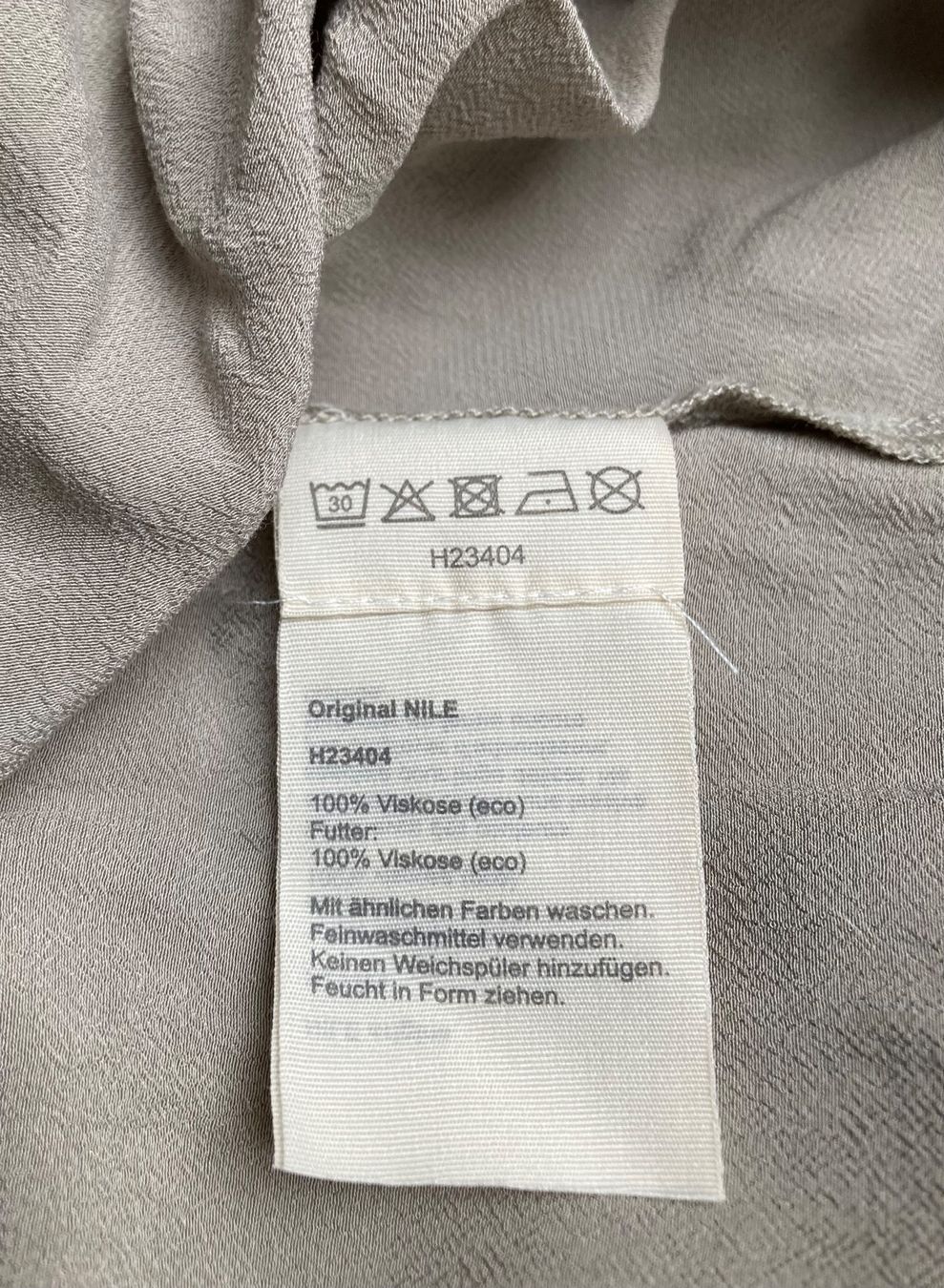 Nile Vestiti: Nile Kleid Gr.L – Usato da Unterägeri venduto da Jutka_04 2
