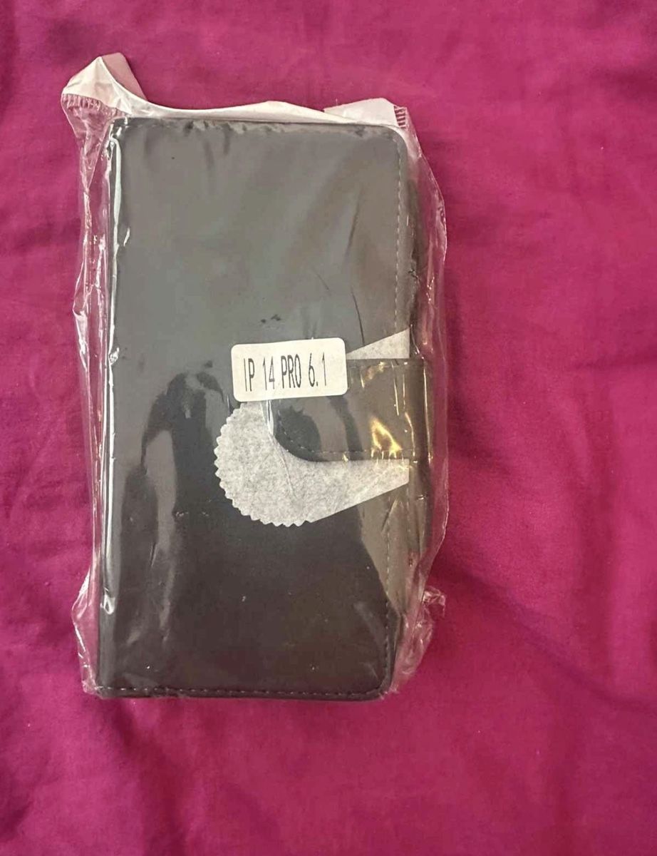 Coques & Protection écran: Coque iPhone Pro – Neuf avec emballage d'origine à Vétroz par Fabio-B