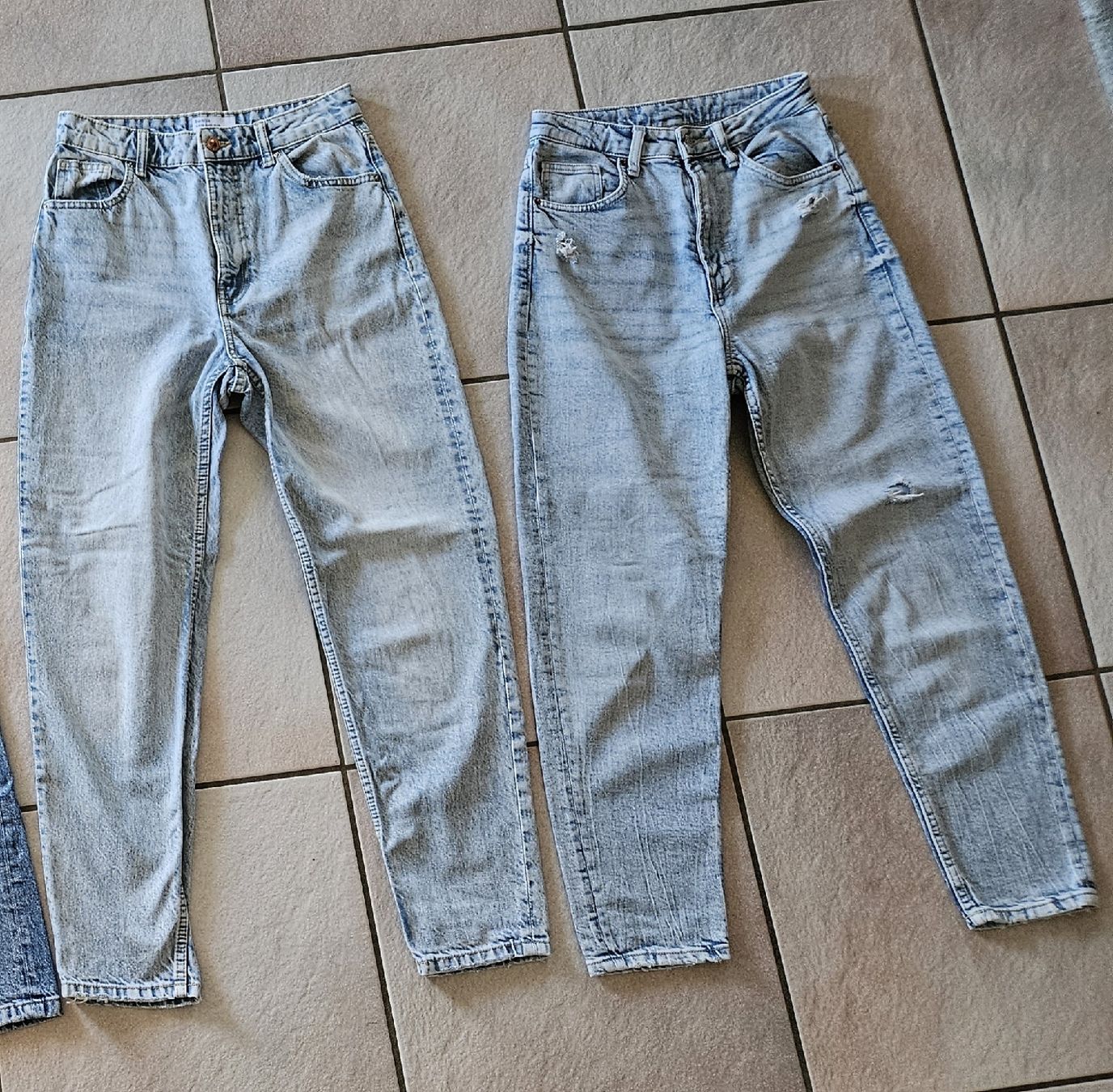 Jeans: Lot jeans taille 36/S – Usato da Vétroz venduto da sas_yln5 1