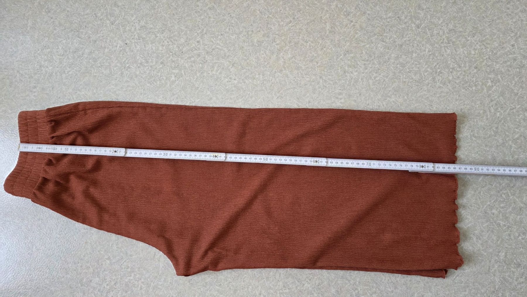 Pantaloni: Sommerhose – Usato da Dübendorf venduto da Jolenia 4