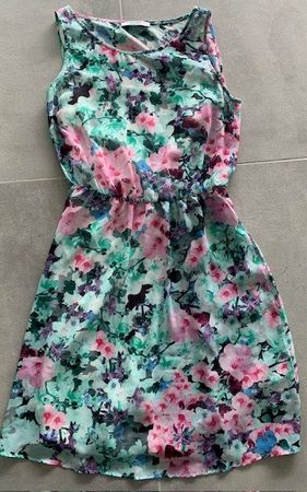 Petite robe à fleurs en mousseline de Liujo