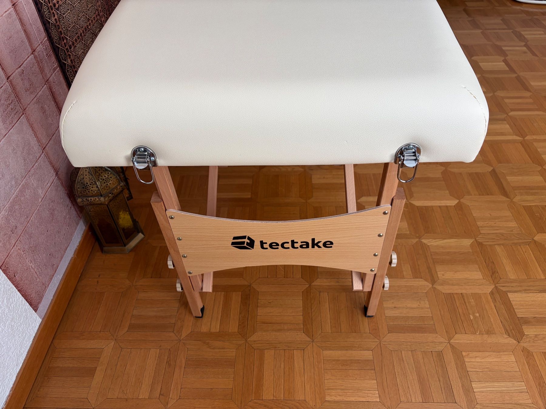 TecTake Lettini & sedie per cosmetici: Massageliege (tectake) 2 Zonen – Usato da Volketswil venduto da GLantern 7