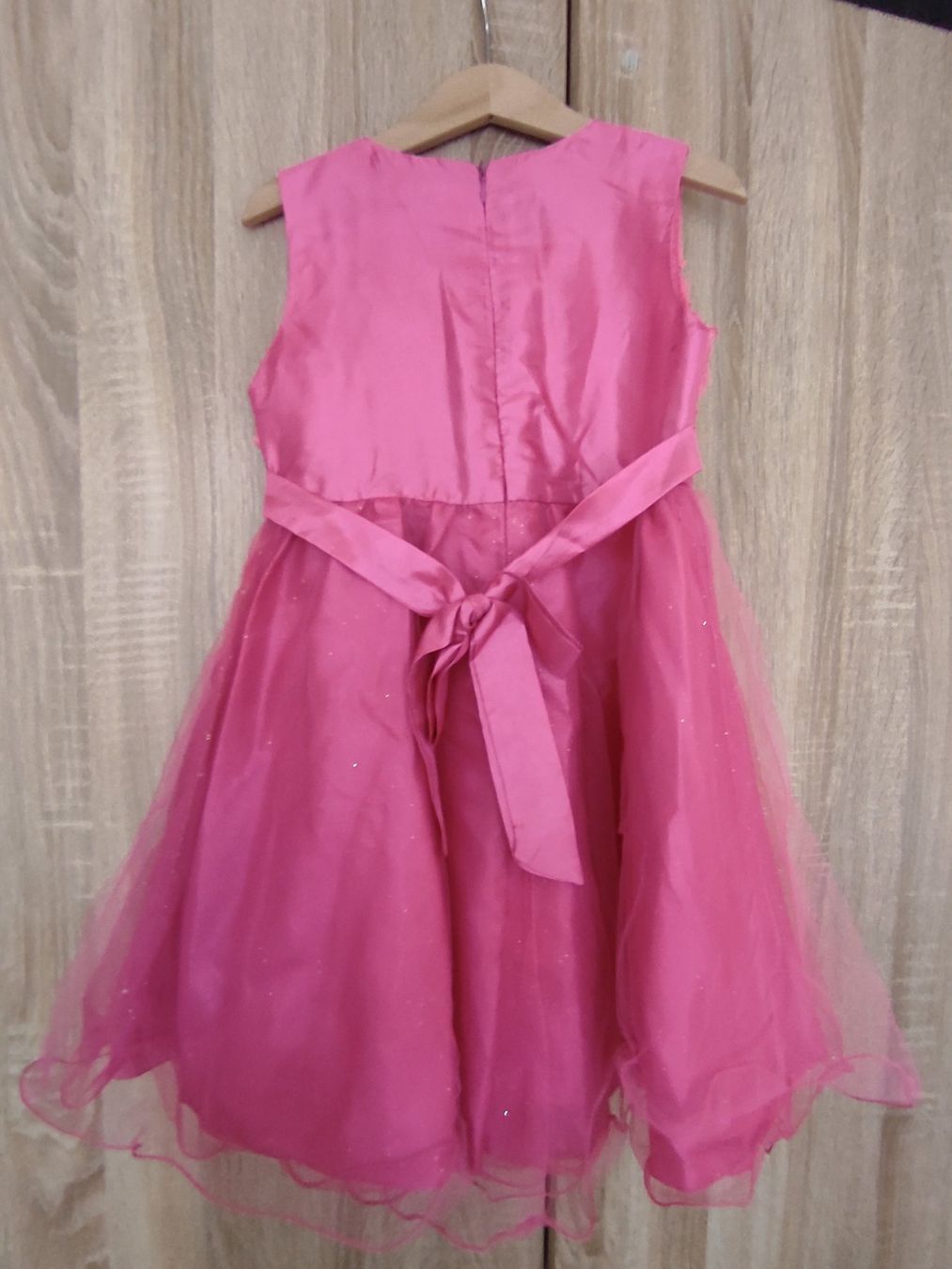 Vestiti & Gonne: Robe fille 6-7ans 122-128 cm – Usato da Renens VD venduto da cla_7zv5 2