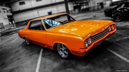 Oldsmobile Cutlass F-85  Frame-off restauriert  Airride